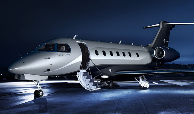 Embraer Legacy 500 cabin for Colorado charter