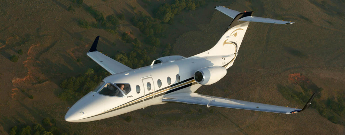 Hawker 400XP cabin for Colorado charter