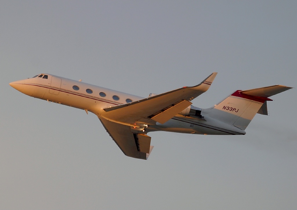 Colorado Gulfstream II / IIB / II-SP Charter