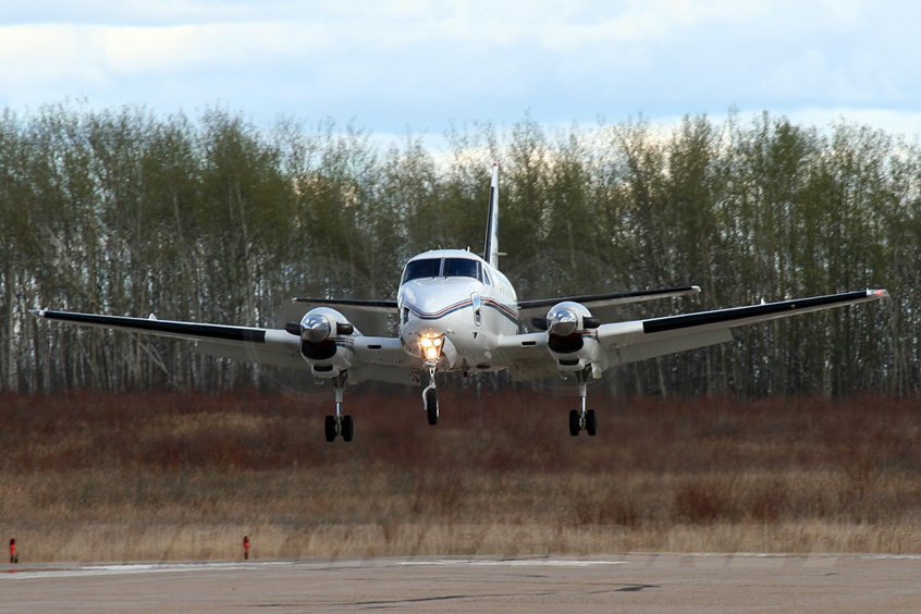 Colorado Beechcraft King Air 100 Charter